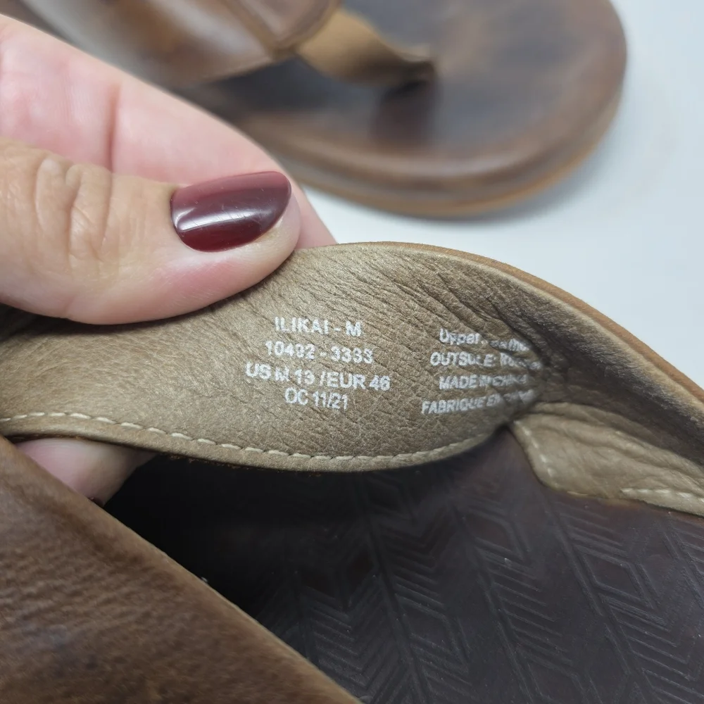 OluKai Ilikai Mens Flip Flop Sandals‎ Toffee Brown Leather Slip On Size 13